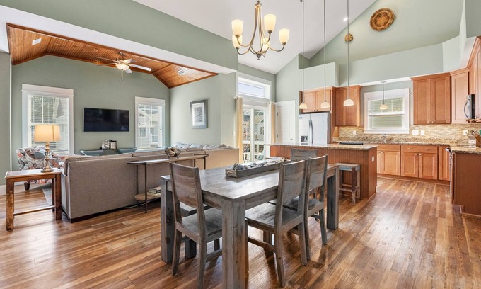 Corolla Light House | It's About Time: Hot Tub | Rec Room | Shared Pool