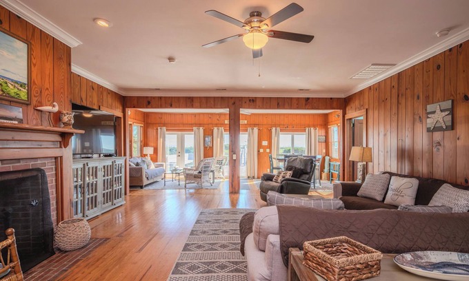 Caswell Beach House | Just a Beach Cottage: Oceanfront Rental with Hot Tub and Game Room