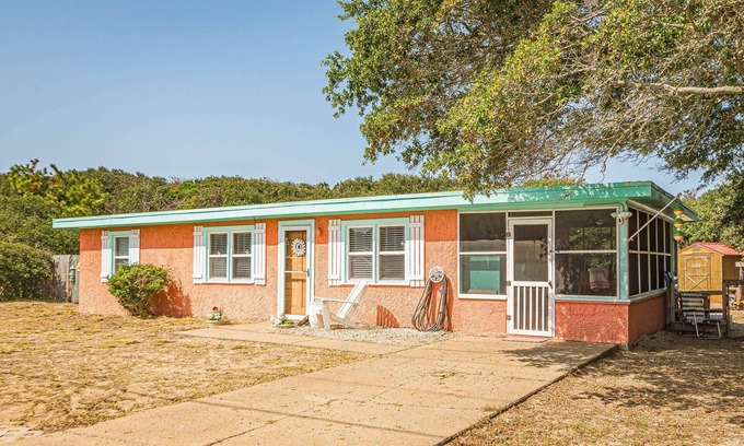 Southern Shores House | K2118 Oh So Sandy! Historic Oceanside Flat Top! Steps from Beach. Short Stays Welcomed!
