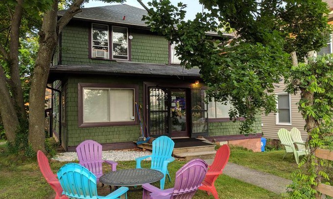 Downtown Asheville House | Motel ∙ 8 guests