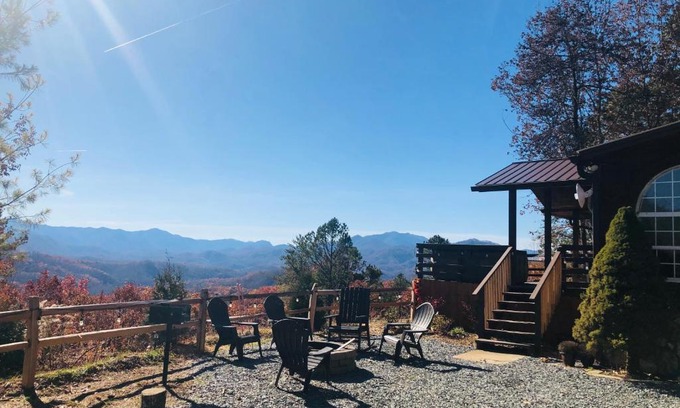 Bryson City House | Mountain Top Cabin