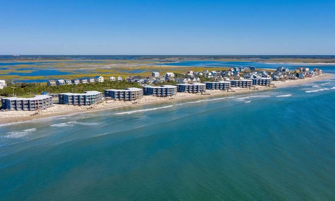 Sneads Ferry Condo | Ocean Condo Retreat 338