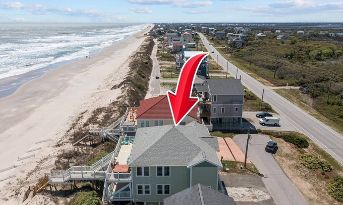 Ocean City Beach House | Oceanfront Home In North Topsail Beach, NC - Hot Tub