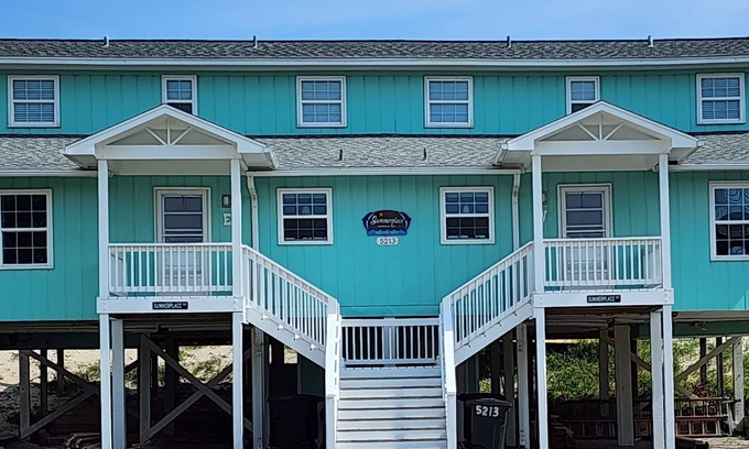 Emerald Isle House | OCEANFRONT HALF DUPLEX SLEEPS 9 w 4 BDRMS, 3 ARE OCEANVIEW! BEST PART OF E ISLE!