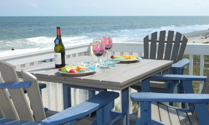 Kure Beach Condo | Oceanfront top floor condo in Ocean Dunes. Indoor and outdoor pools