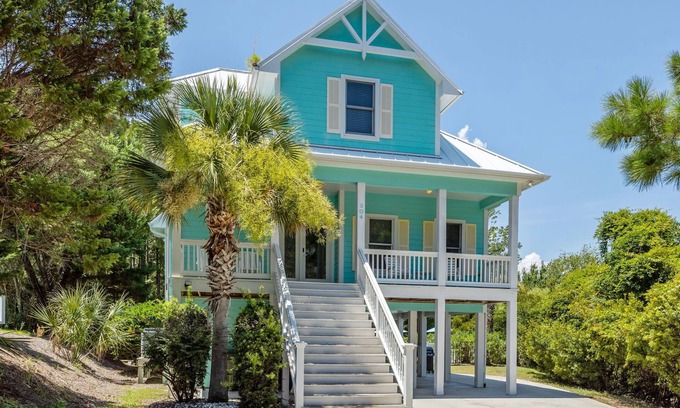 Emerald Isle House | Oceanside Interior Home,Private Pool,Golf Cart,Beach Access,in Spinnaker's Reach
