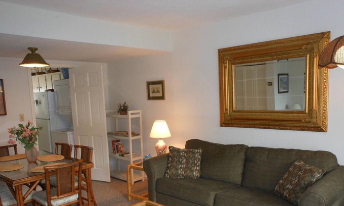 Pine Knoll Shores House | Oceanside Townhome Less Than 75 Yard Walk To The Beach