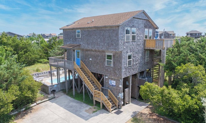 Salvo House | Oceanview Dog Friendly w/Solar Heated Private Pool, Hot Tub, and Home Theater