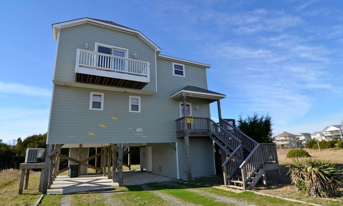 Topsail Beach House | On A Clear Day – Relax by the Sea