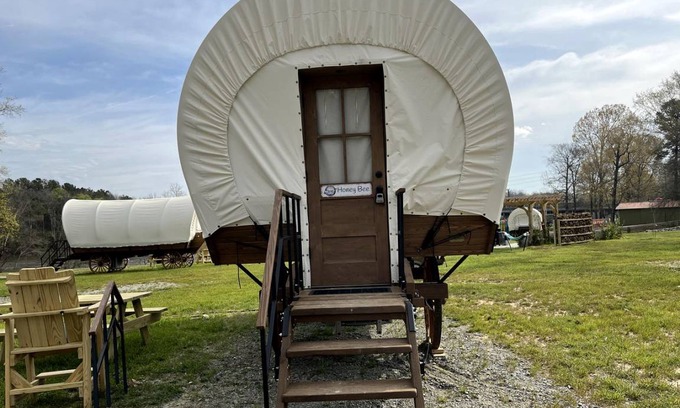 Lillington RV Rental | Recreational vehicle (RV) ∙ 1 bedroom ∙ 4 guests