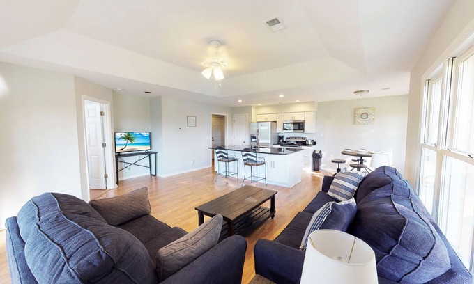 Sea Trail Condo | Renovated beautifully appointed 2BR Condo with great golf views in Seatrail (RC105)