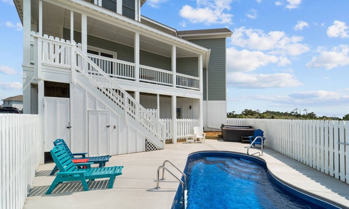 Ocean Hill House | Salt Therapy | House in Corolla