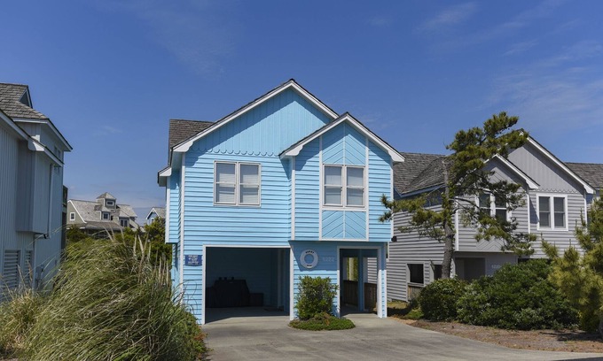 Nags Head House | Sandy Tee: Soundside Golf Villa w/FREE Access to Oceanfront Beach Club