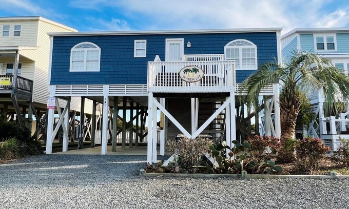 Holden Beach House | Sea Biscuit