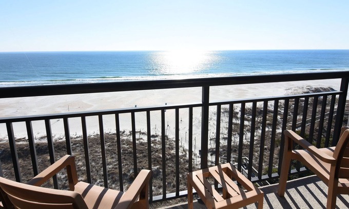 Shell Island Condo | Shell 807 - Beautiful oceanfront 8th floor condo. Oceanfront, sleeps 4.