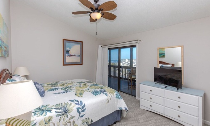 Sneads Ferry Apartment | Shipwatch Villas 1416