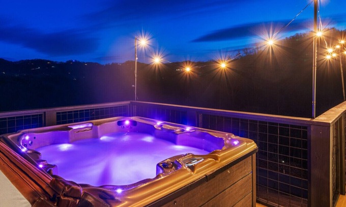 Bryson City House | Skytop Summit-Hot Tub/Firepit/Big Views