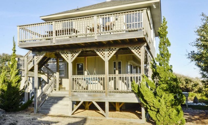 Kitty Hawk House | Southern Shores - Semi-Oceanfront - Check-In: Sat