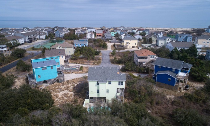 Ocean Sands House | Splash in the Pool & Relax in the Hot Tub in Ocean Sands, Corolla.