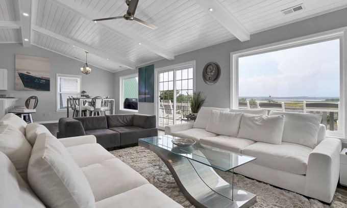 Surf City House | Stunning Sunset Water Views