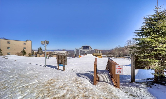 Sugar Mountain Condo | Sugar Ski Comfort Two Bedroom - Unit 434