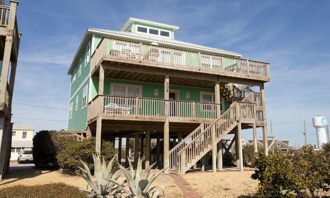 Atlantic Beach House | Suncatcher