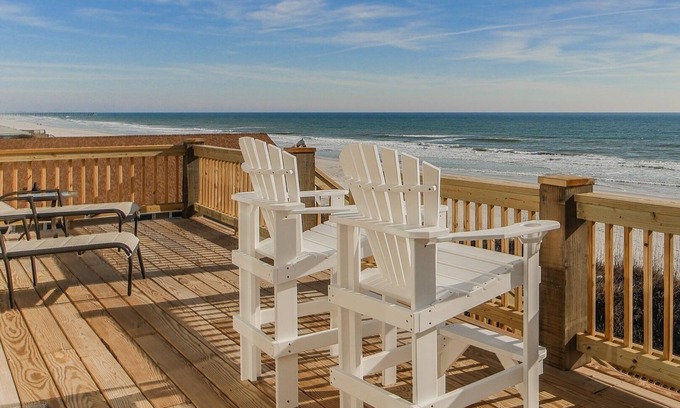 Topsail Beach House | Sunshine Dreams | Beachfront + Sound Views