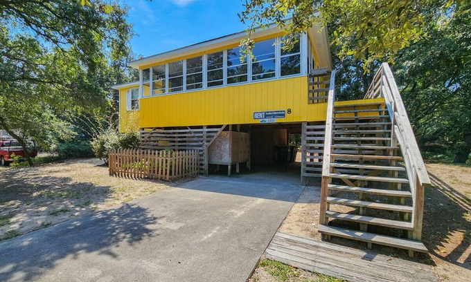 Southern Shores House | Suzies Sandbox - Enjoy the perfect home for an Outer Banks family getaway!