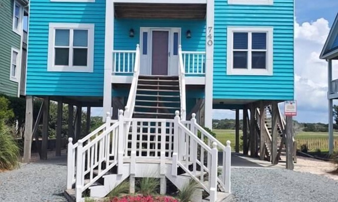 Holden Beach House | Tailslide Inn - Spectacular Ocean, Waterway and Marsh Views!