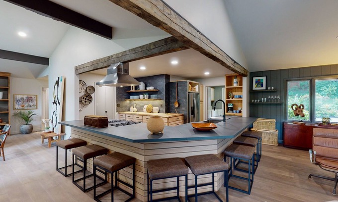Pisgah Forest House | The Treehouse | Rustic-modern retreat in Pisgah Forest, professionally decorated