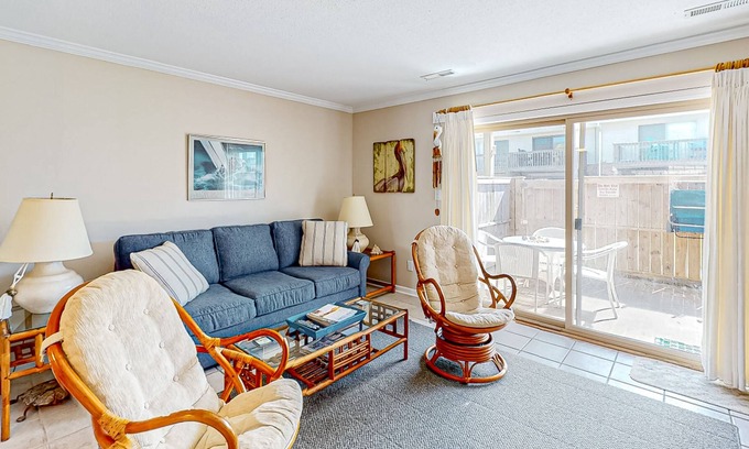 Pine Knoll Shores Condo | Townhouse style condo at Pine Knoll Townes