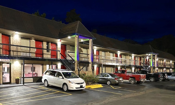 Elizabeth City Hotel | Travelers Inn Elizabeth City