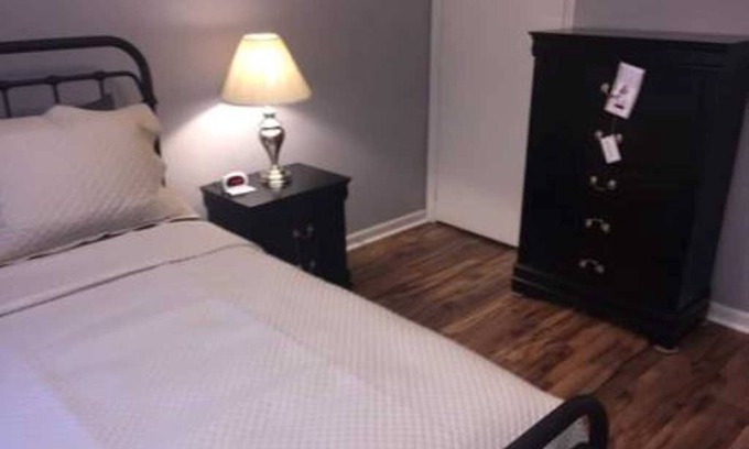 Greensboro Condo | TRIAD I-Spacious 2BR Condo-Great location!