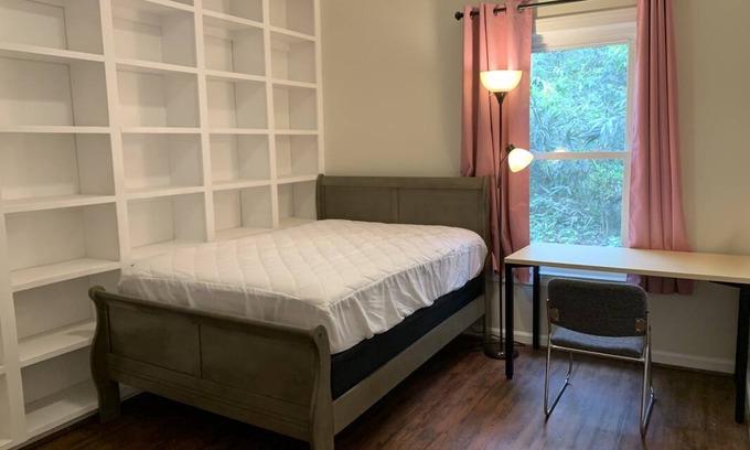 Chapel Hill Resort | Private room ∙ 1 guest