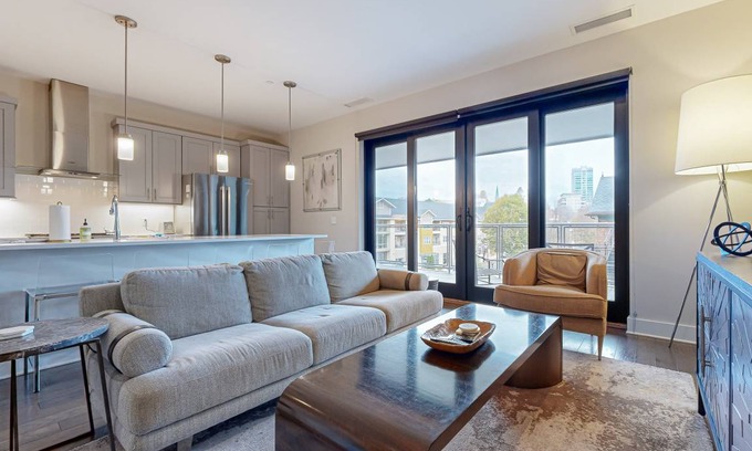 Downtown Asheville Condo | 72 m² Condo ∙ 1 bedroom ∙ 4 guests