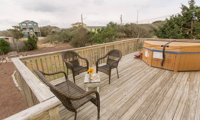 Kill Devil Hills House | Welcoming Beach Cottage With Hot Tub & Fire pit, Just 1 ½ Blocks To The Beach!