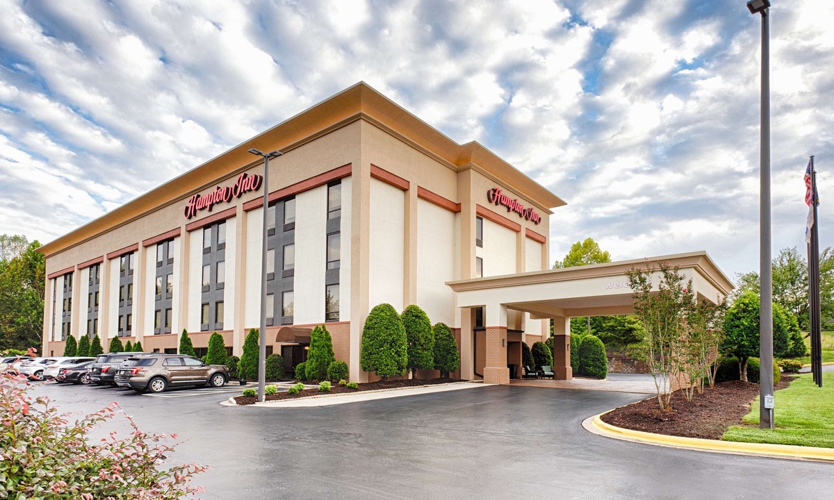 Morganton Hotel | Hampton Inn Morganton