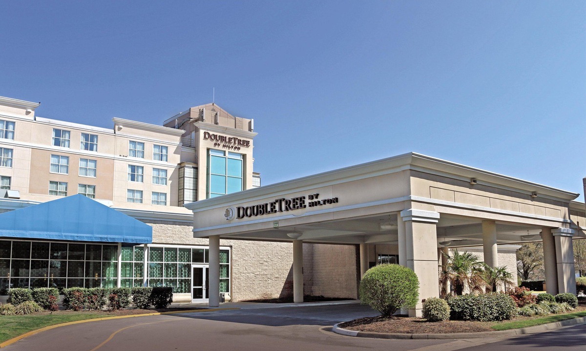 Norfolk - Virginia Beach Hotel | DoubleTree by Hilton Norfolk Airport