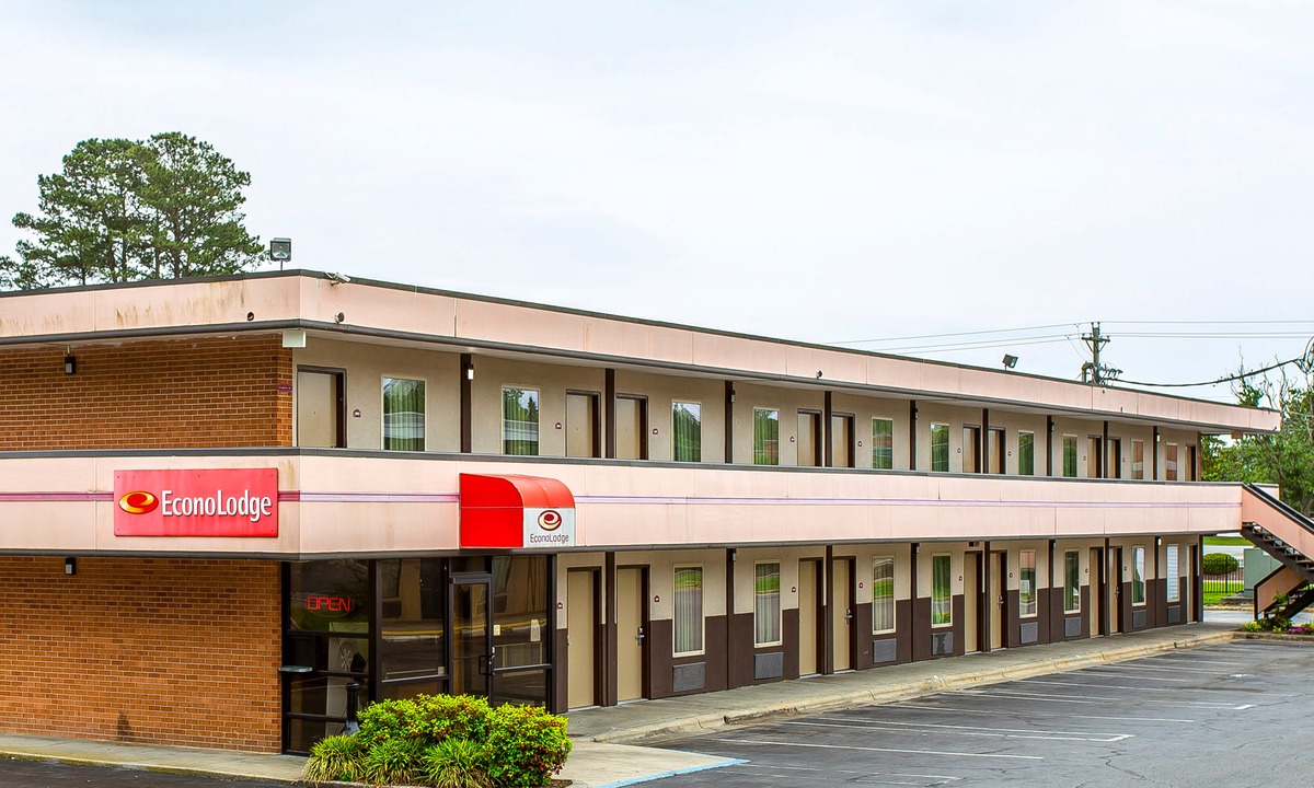 Elizabeth City Hotel | Econo Lodge Elizabeth City