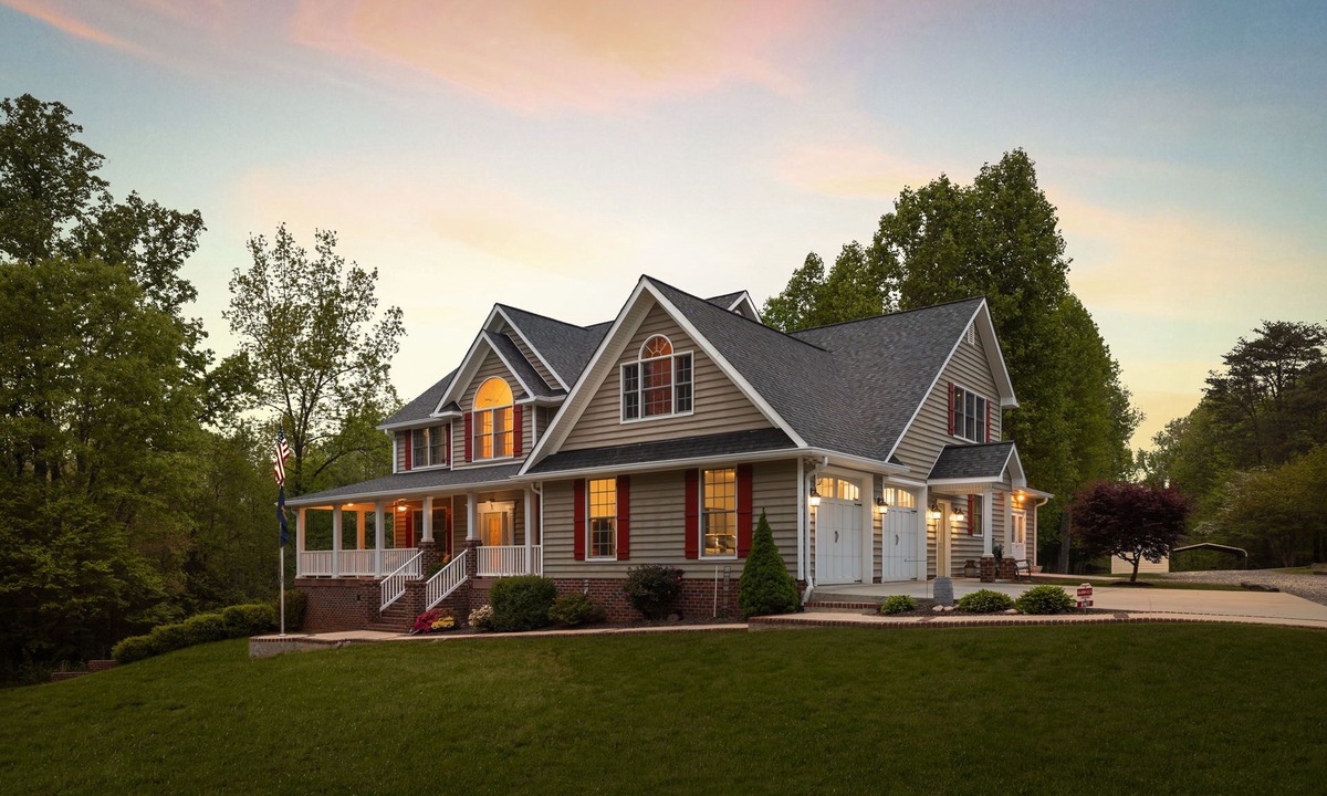 Union Grove Other | Spacious 5+ Bedroom with Pool, Woods, Creek, Near Yadkin Valley wine region