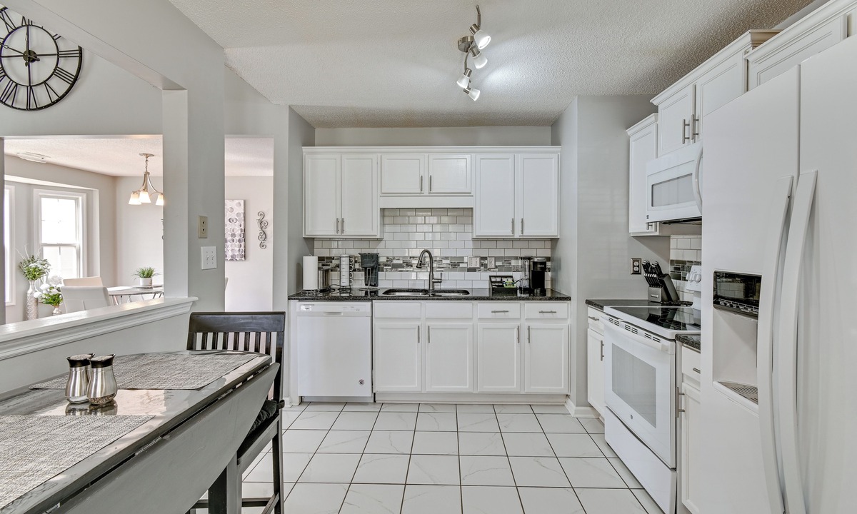 South View House | Convenient Hope Mills Home ~ 6 Mi to Fayetteville!