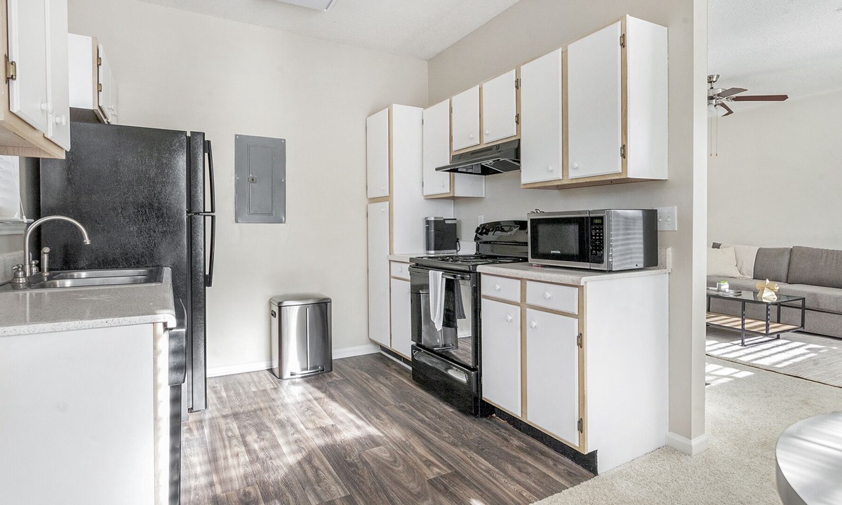 Jamestown Apartment | Modern Apartment in Prime Location (ID1182X417)