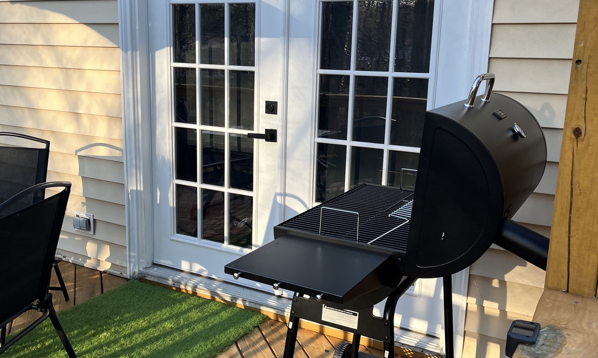 Northwest Raleigh House | Sports ESPN Home w/Mini Golf Ping-Pong B-ball Firepit Mall Arena Dwntn Raleigh