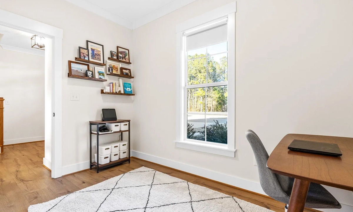 Clayton House | Family/Dog Friendly Retreat - 1ac Fenced Backyard + Games