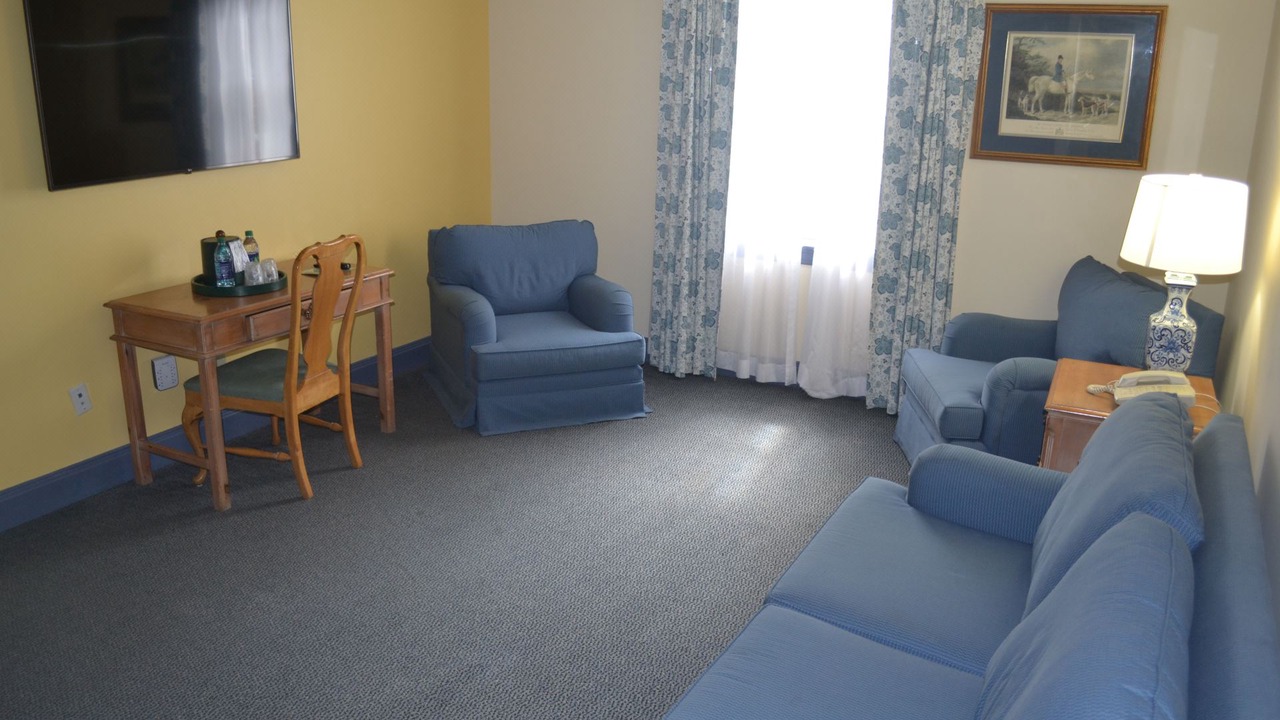 Photo of Livingroom in Norfolk - Virginia Beach