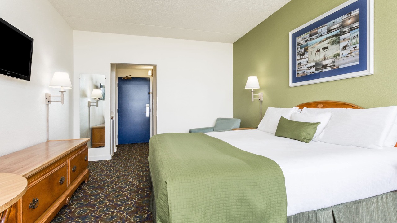 Photo of Bedroom in Kill Devil Hills