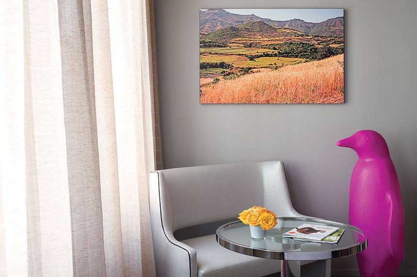 Photo of Livingroom in Downtown