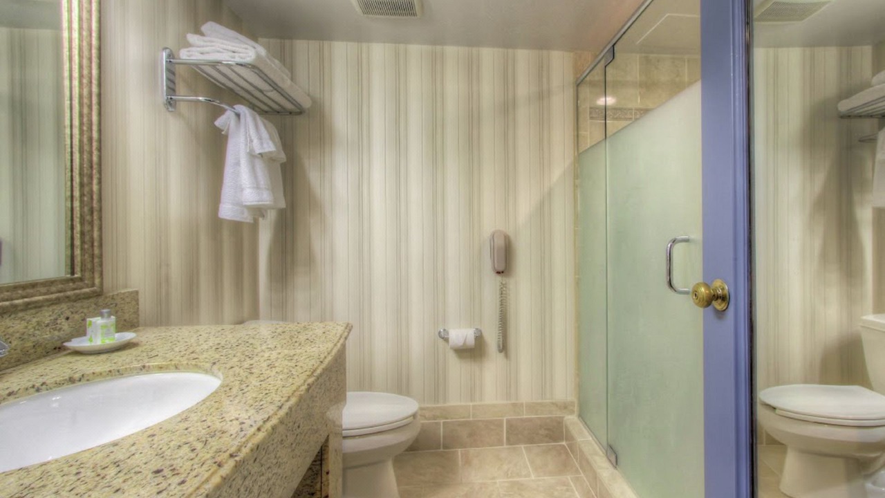 Photo of Bathroom in Norfolk - Virginia Beach