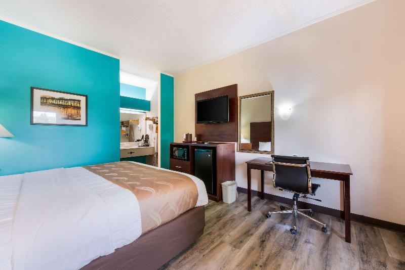Photo of Bedroom in Rockingham