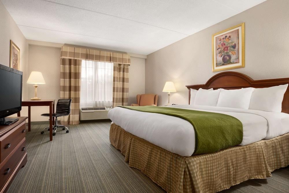 Photo of Bedroom in University Place